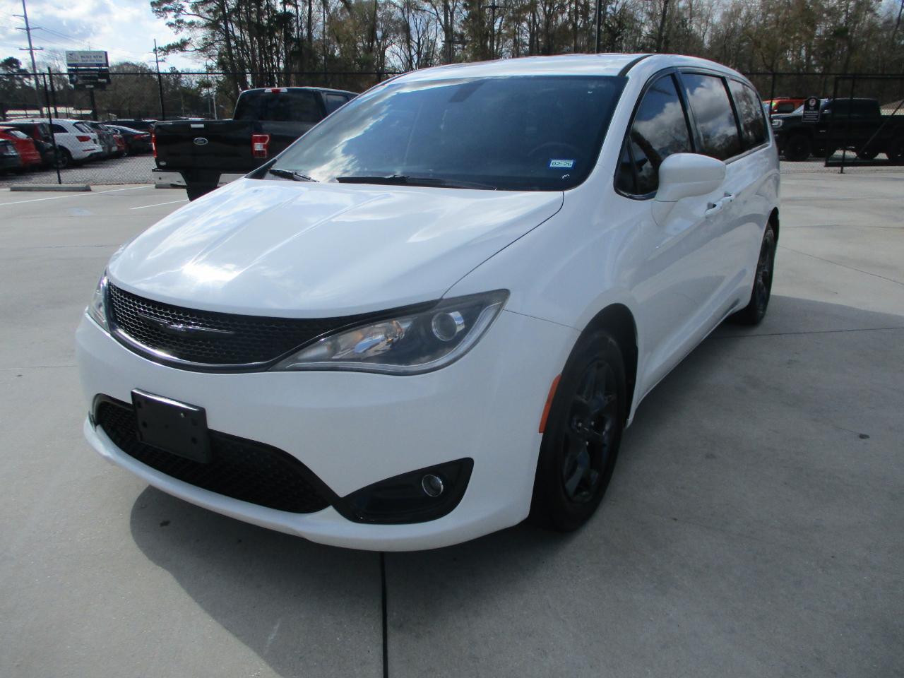 Chrysler Pacifica Touring Plus 2018