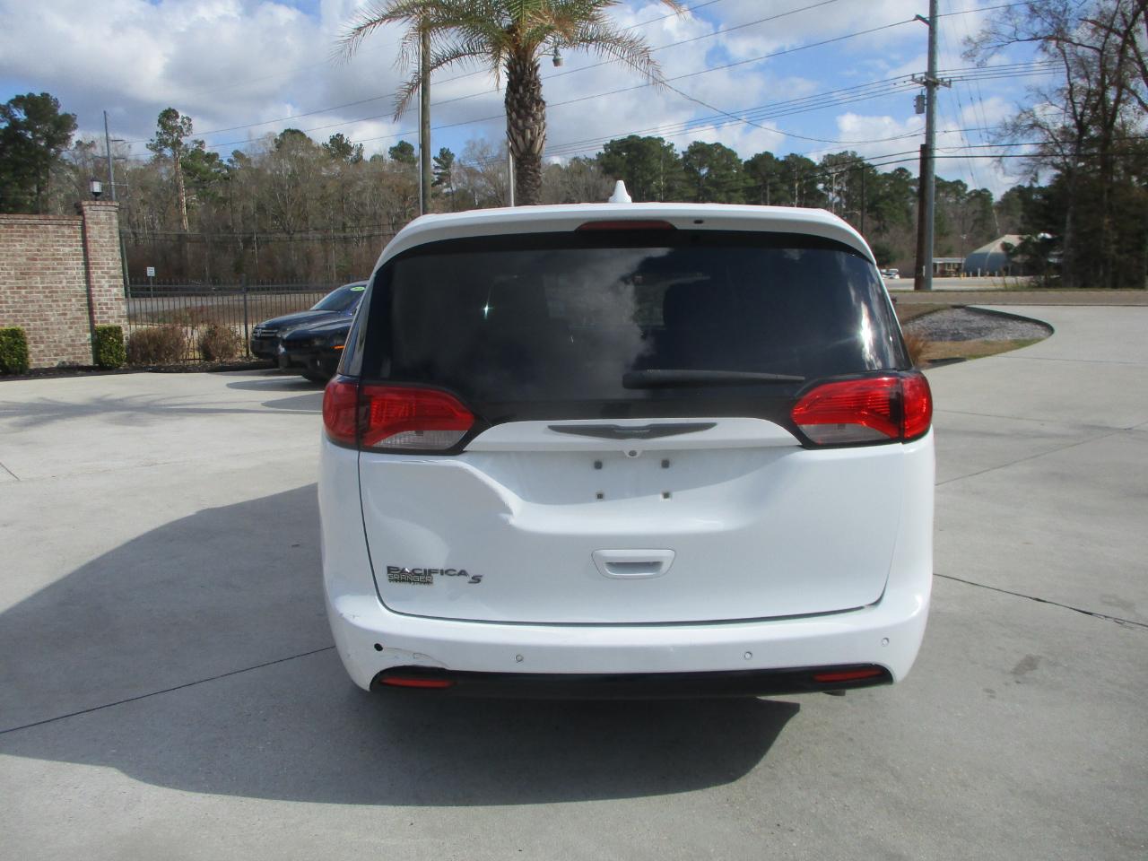 Chrysler Pacifica Touring Plus 2018