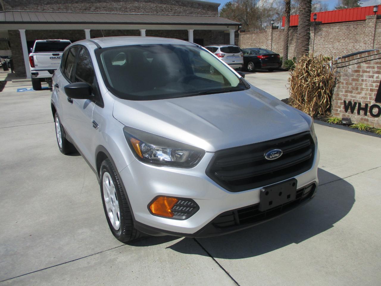 Ford Escape S FWD 2019