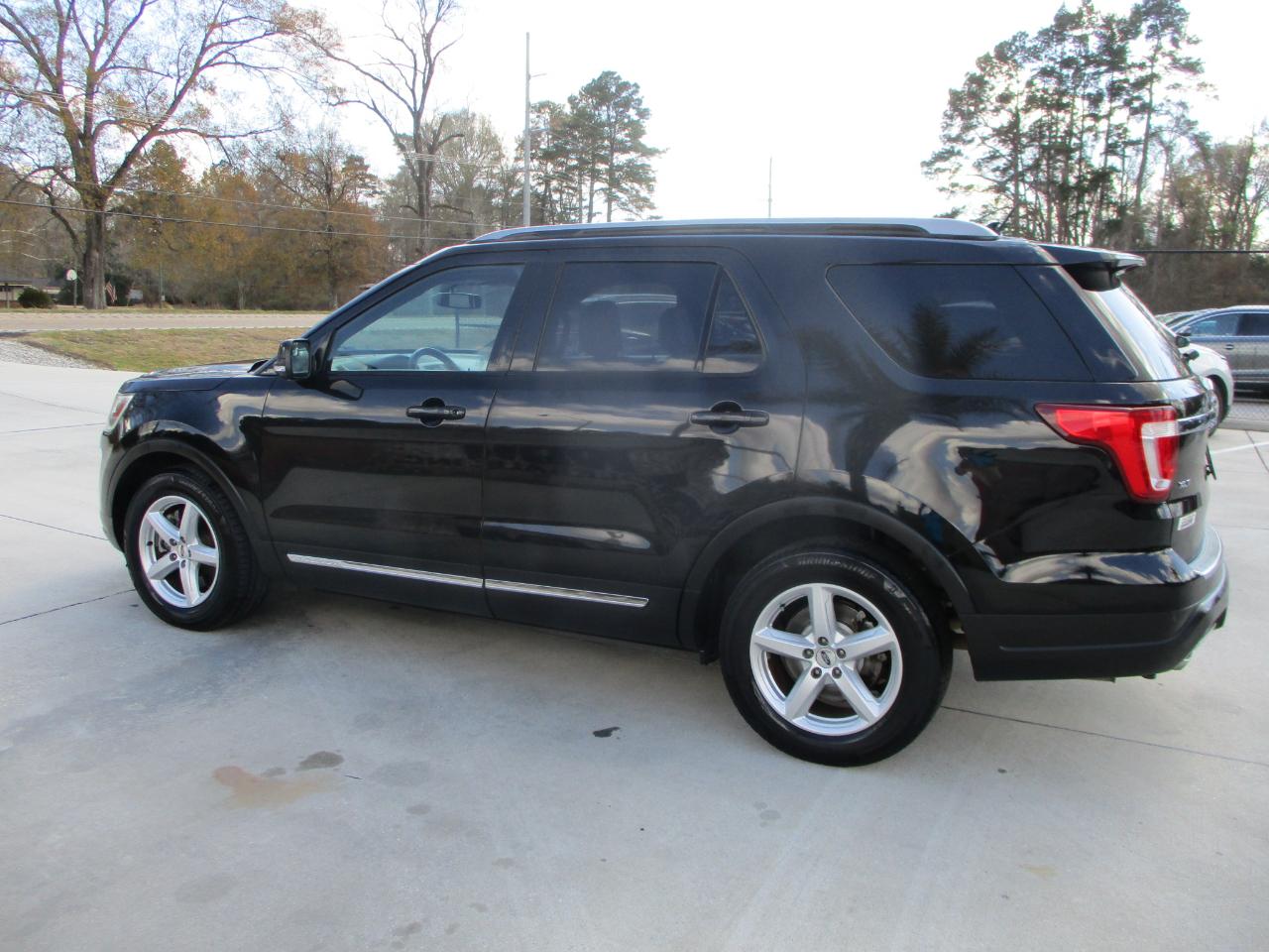 Ford Explorer XLT FWD 2018