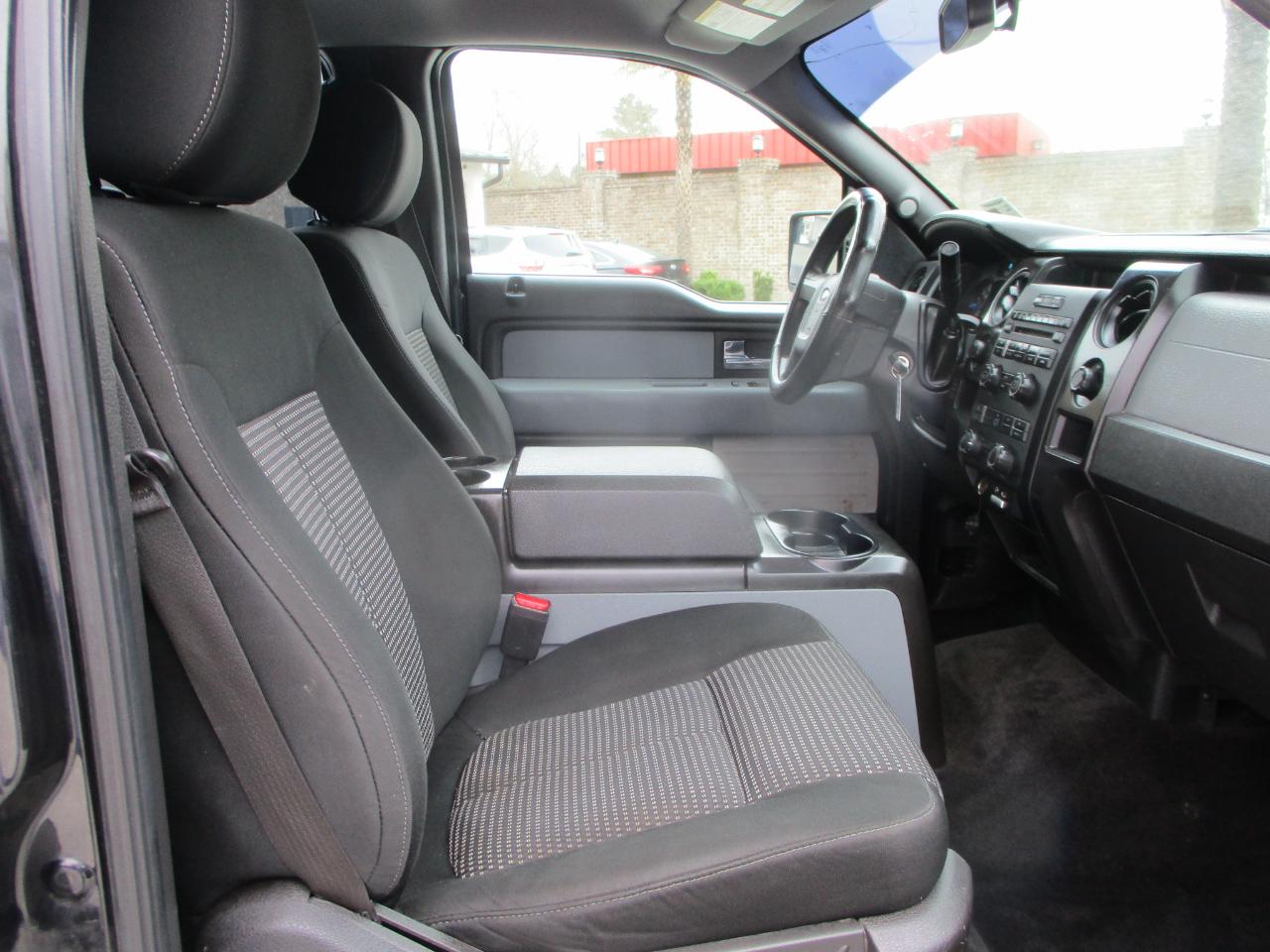 Ford F-150 STX 4WD 2014