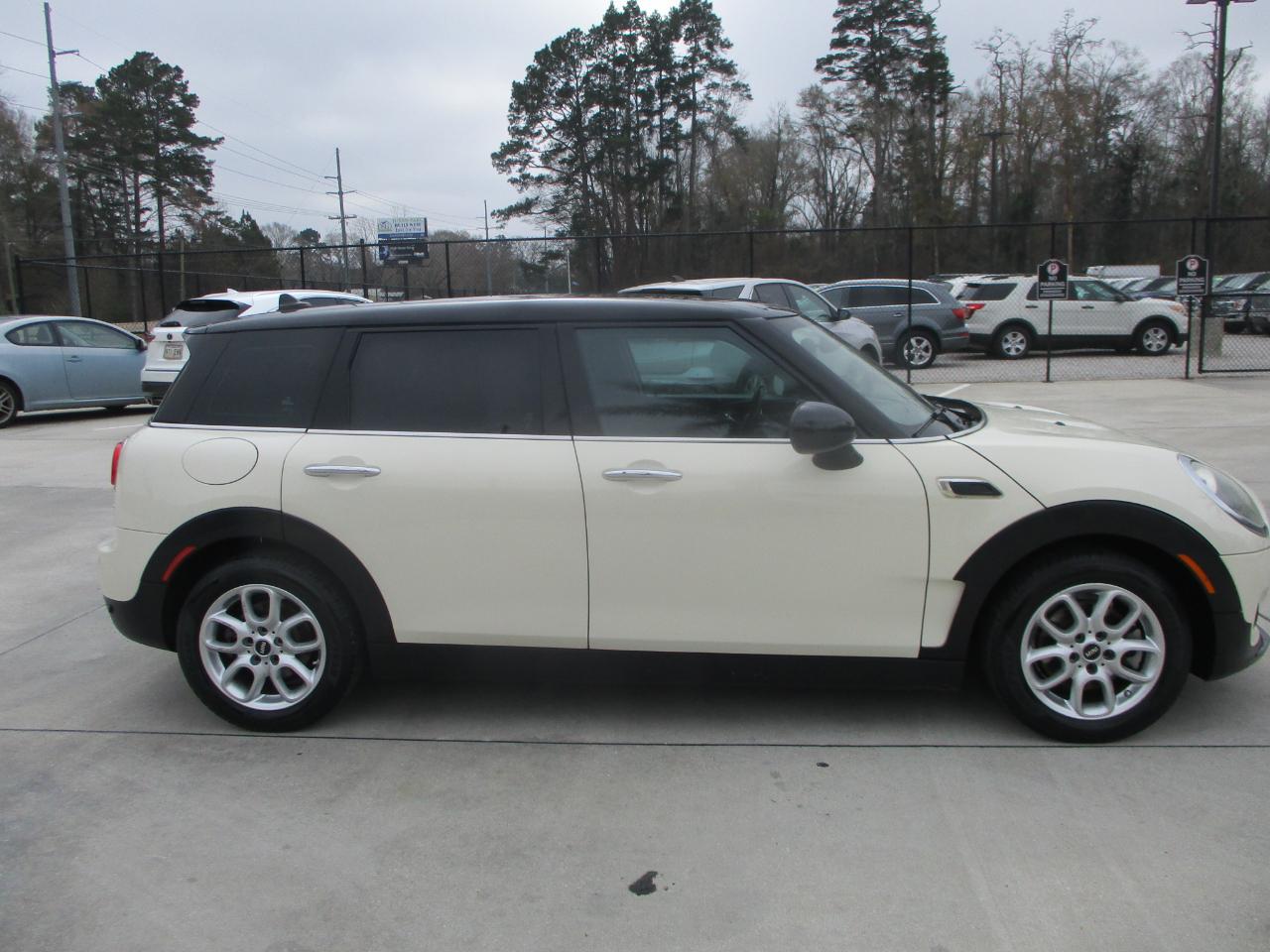 MINI Clubman Base 2016