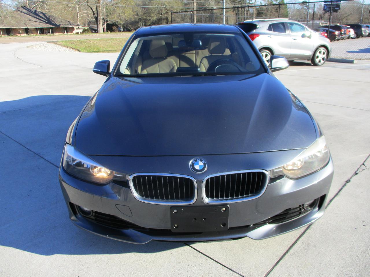 BMW 3-Series 328i Sedan 2015