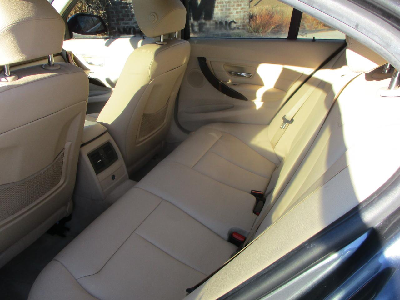 BMW 3-Series 328i Sedan 2015