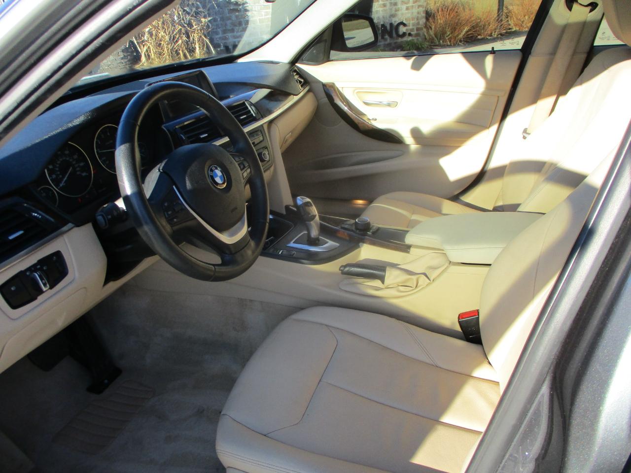 BMW 3-Series 328i Sedan 2015