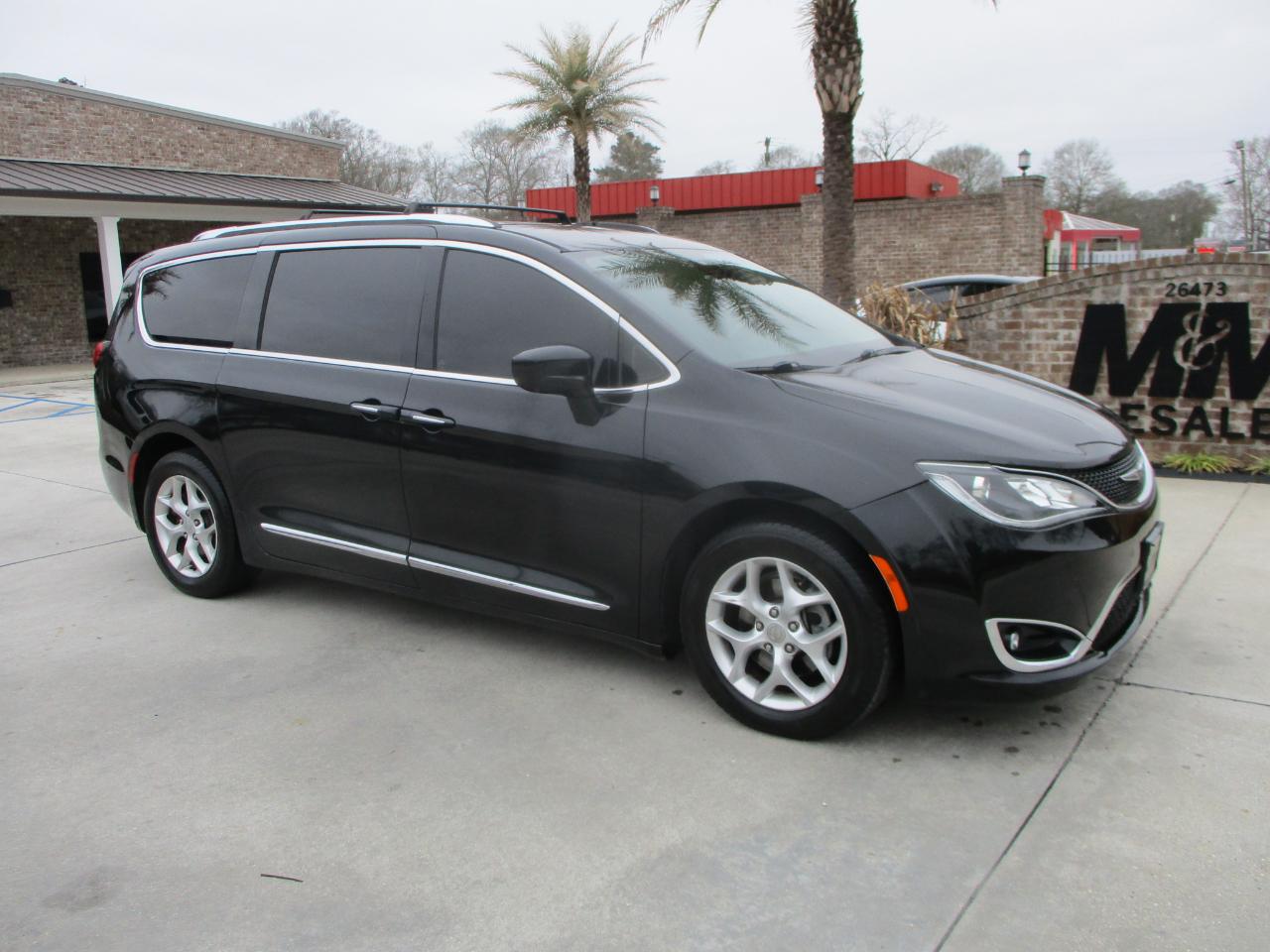 Chrysler Pacifica Touring-L Plus 2017