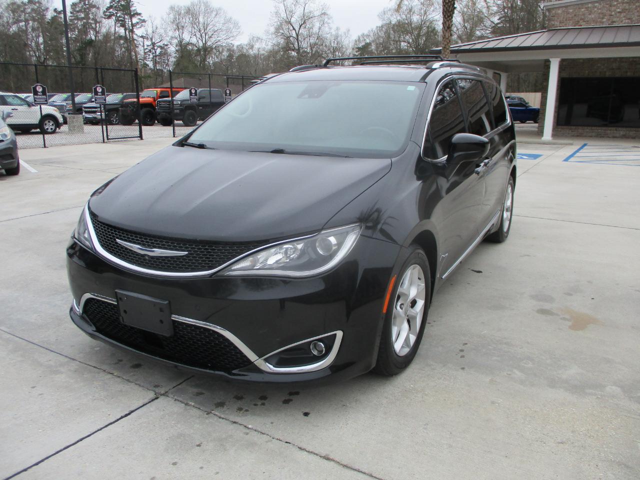 Chrysler Pacifica Touring-L Plus 2017