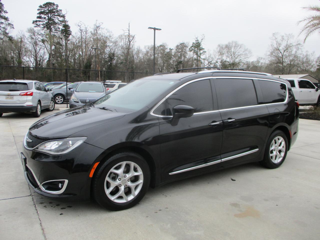 Chrysler Pacifica Touring-L Plus 2017
