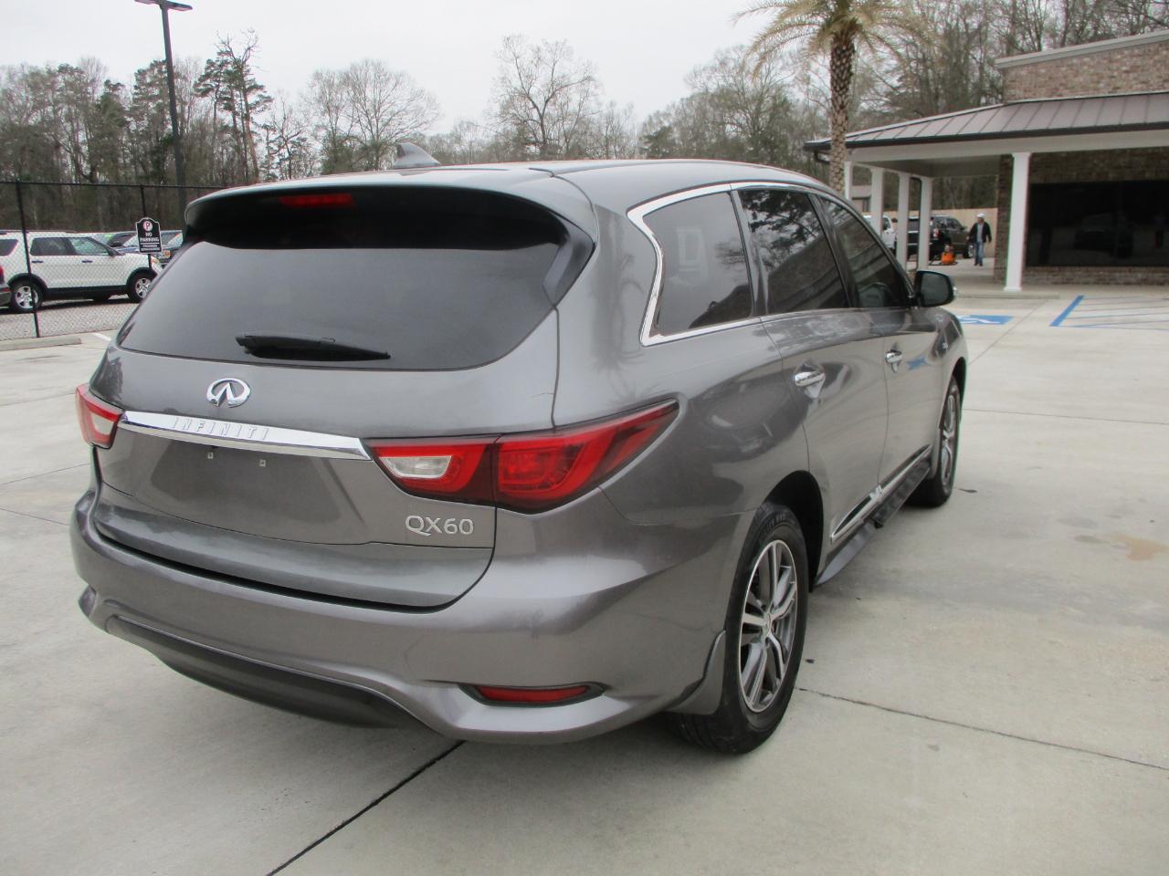 Infiniti QX60 Base FWD 2017