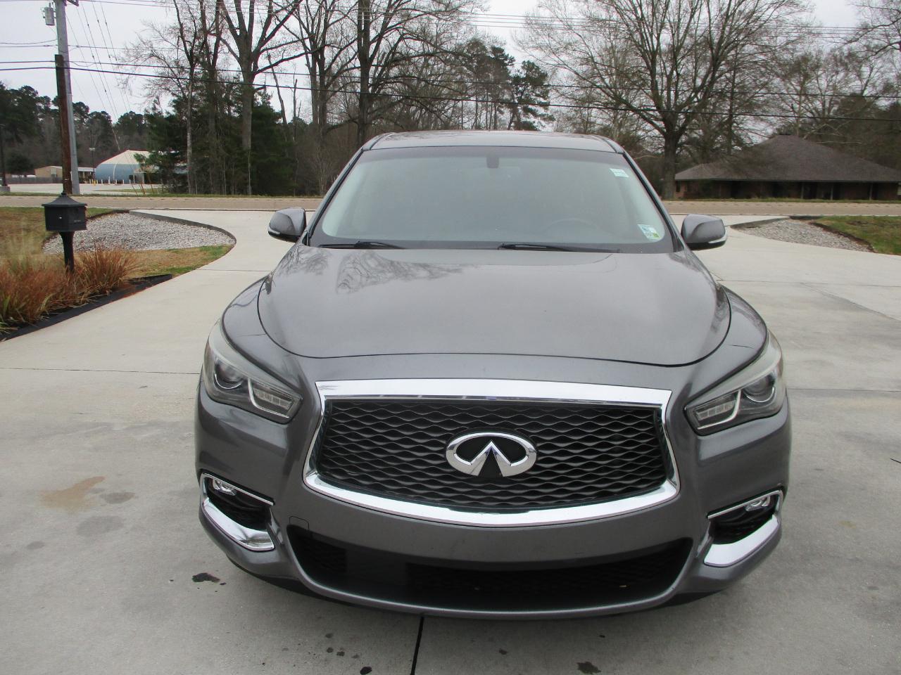 Infiniti QX60 Base FWD 2017