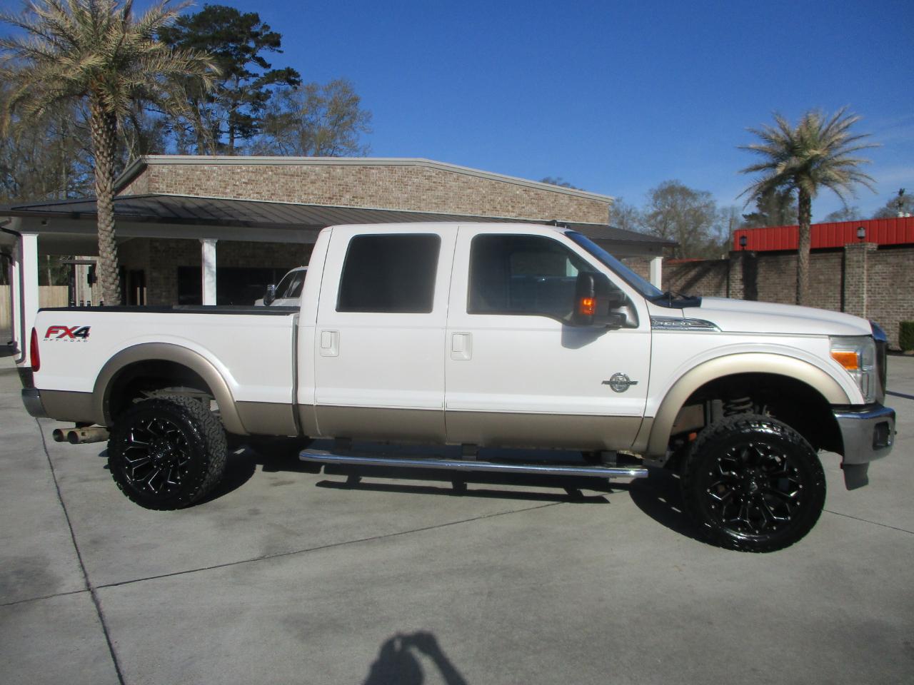 Ford F-350 SD Lariat Crew Cab 4WD 2013
