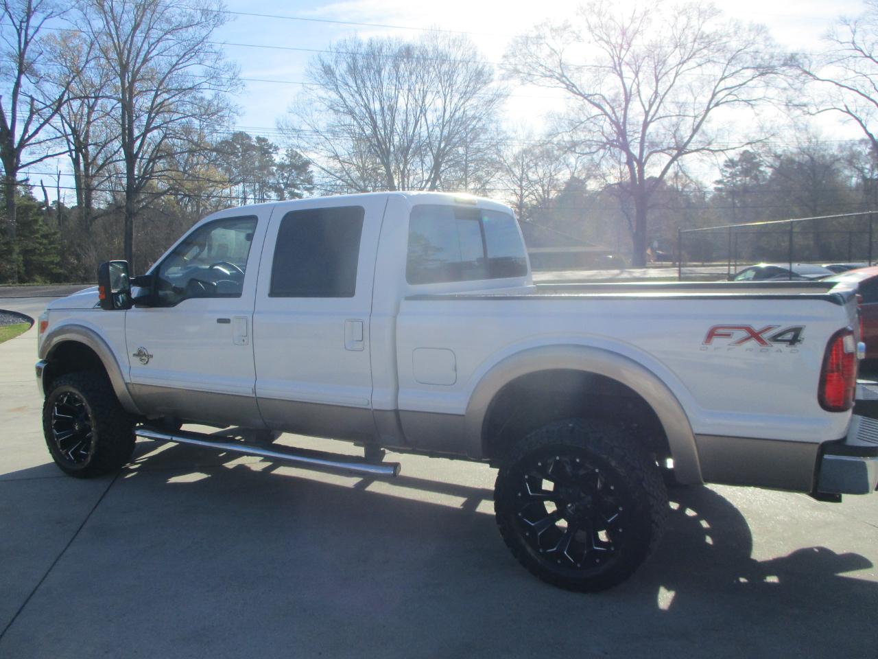 Ford F-350 SD Lariat Crew Cab 4WD 2013