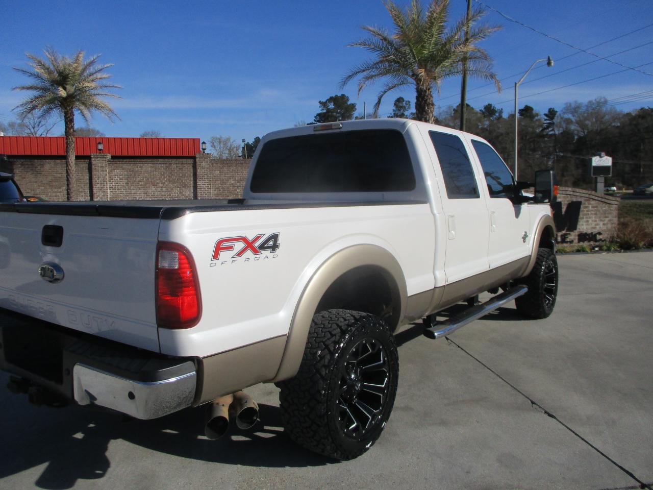 Ford F-350 SD Lariat Crew Cab 4WD 2013