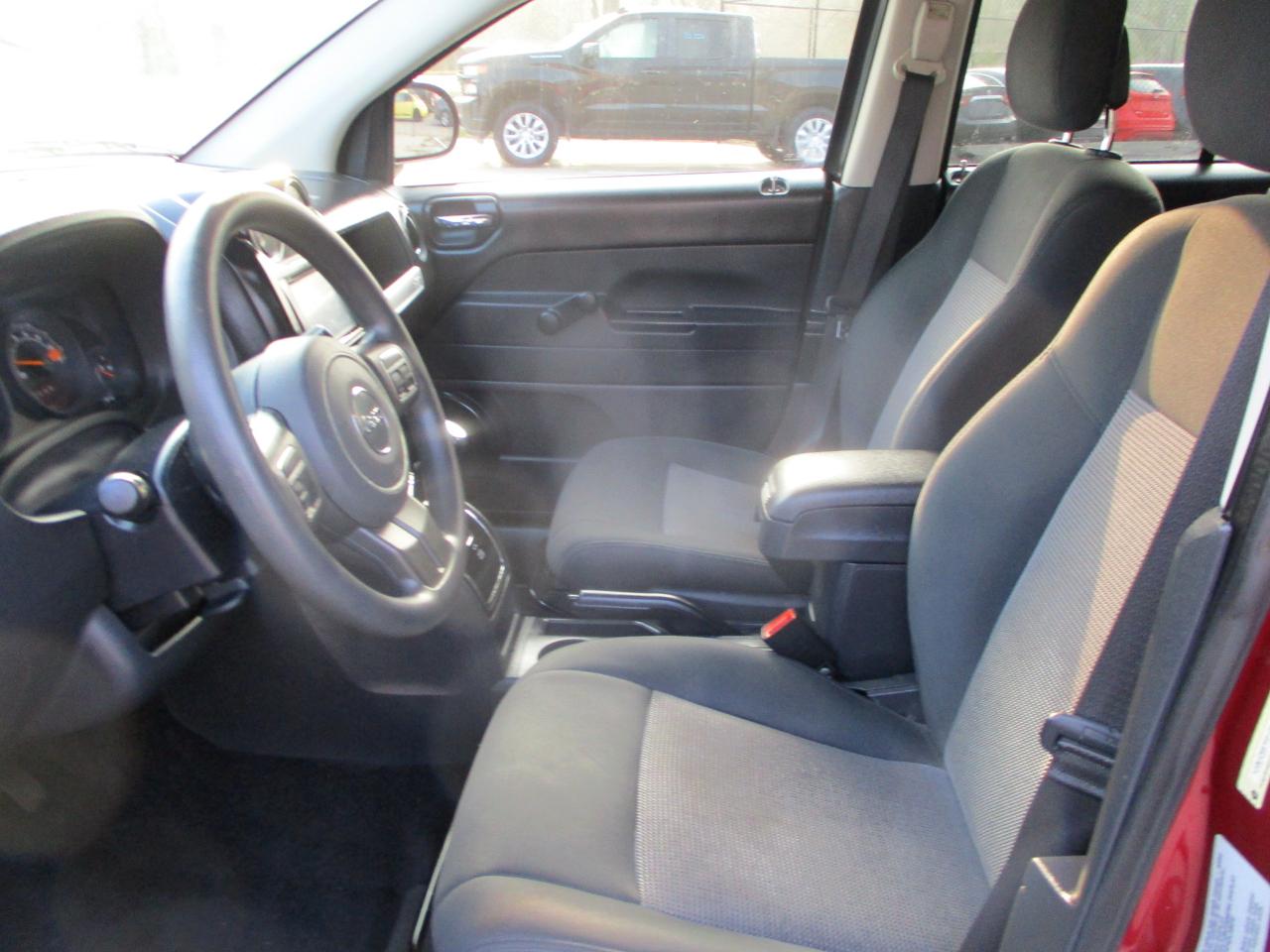 Jeep Compass Sport FWD 2015