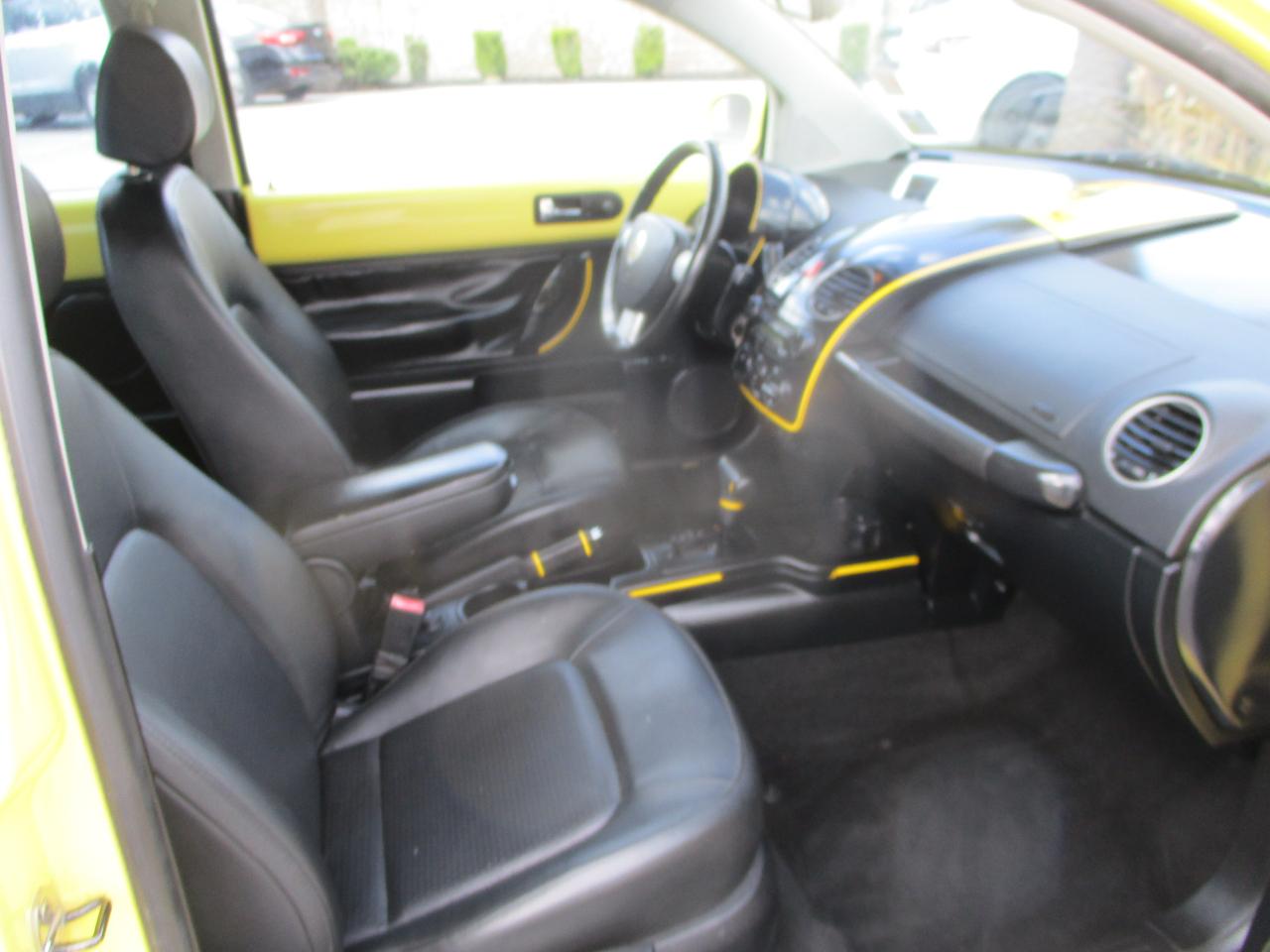 Volkswagen New Beetle 2.5L 2010