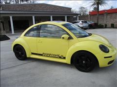 2010 Volkswagen New Beetle 