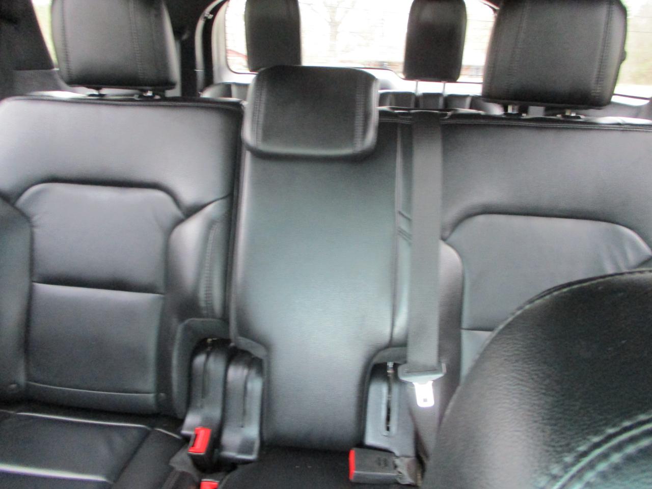 Ford Explorer XLT FWD 2016