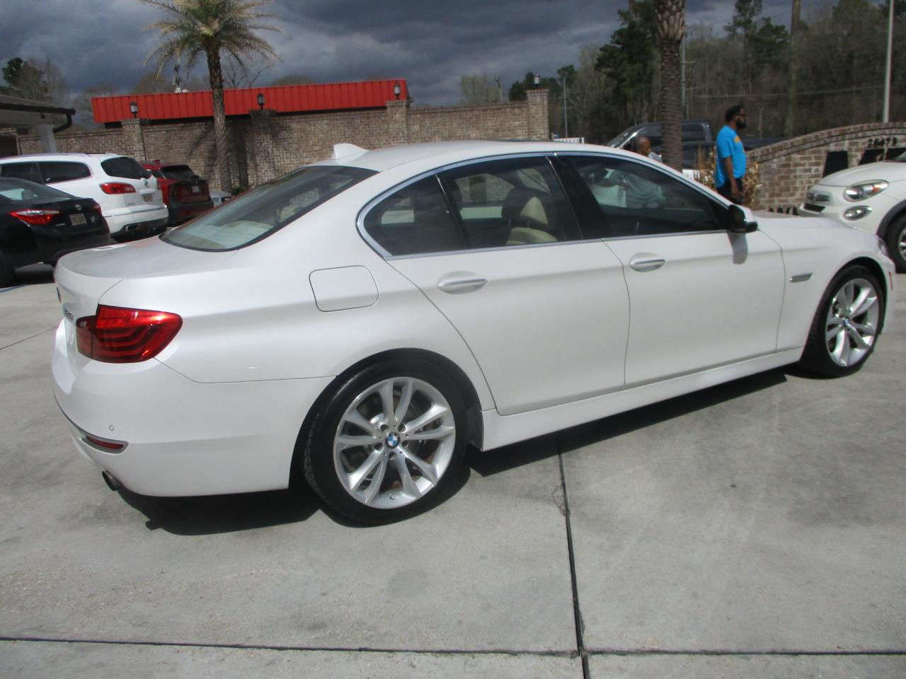 BMW 5-Series 535i 2014