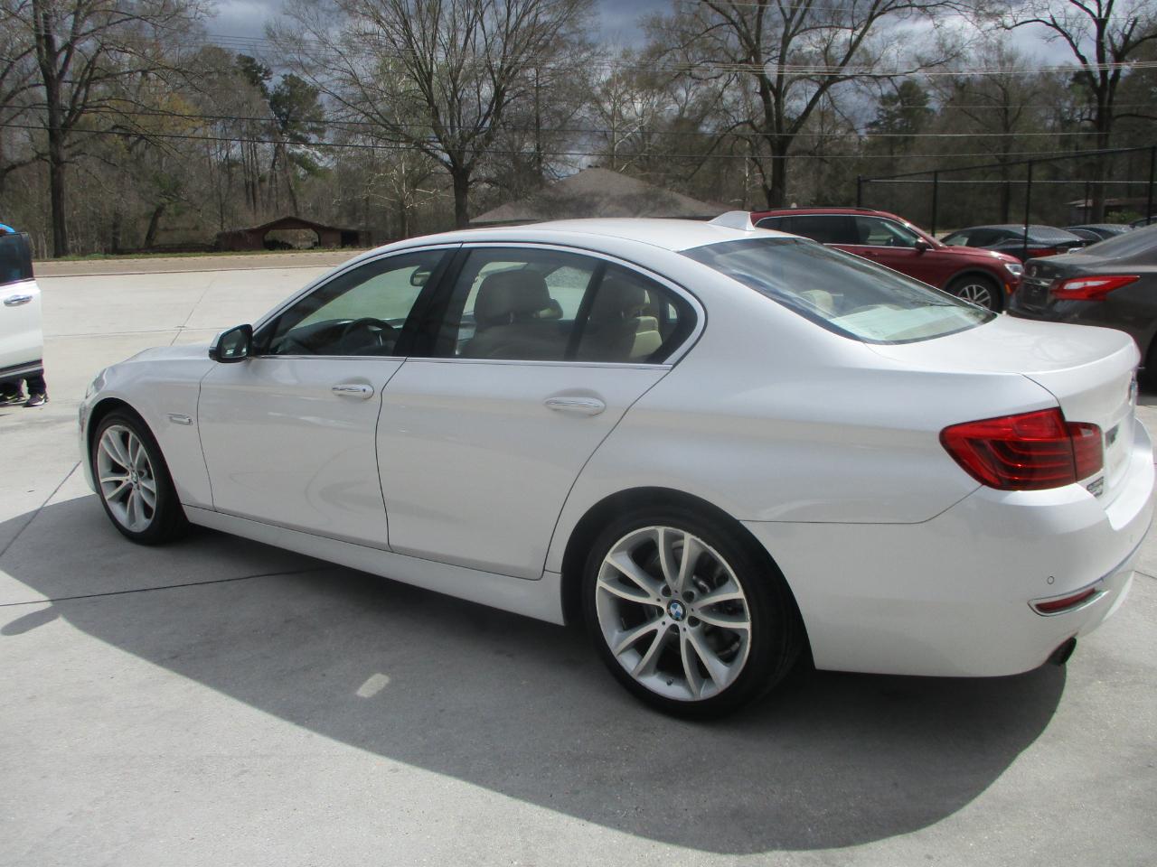 BMW 5-Series 535i 2014