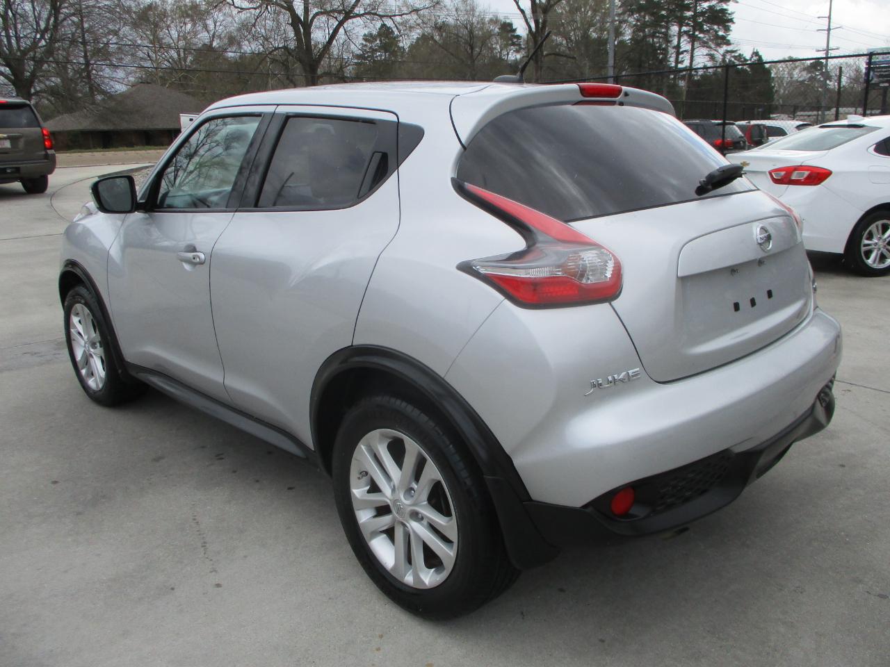 Nissan Juke S FWD 2016
