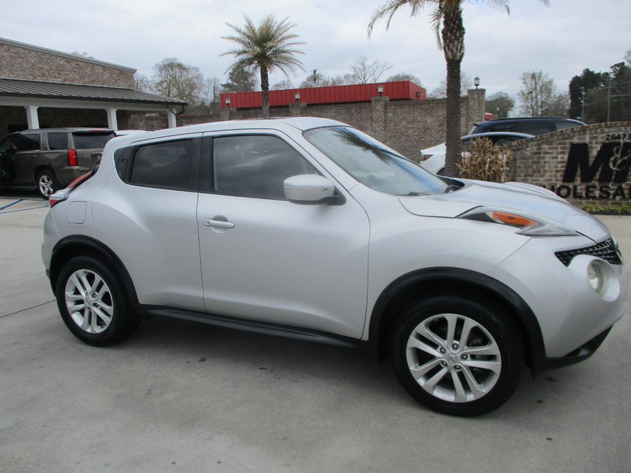 Nissan Juke S FWD 2016