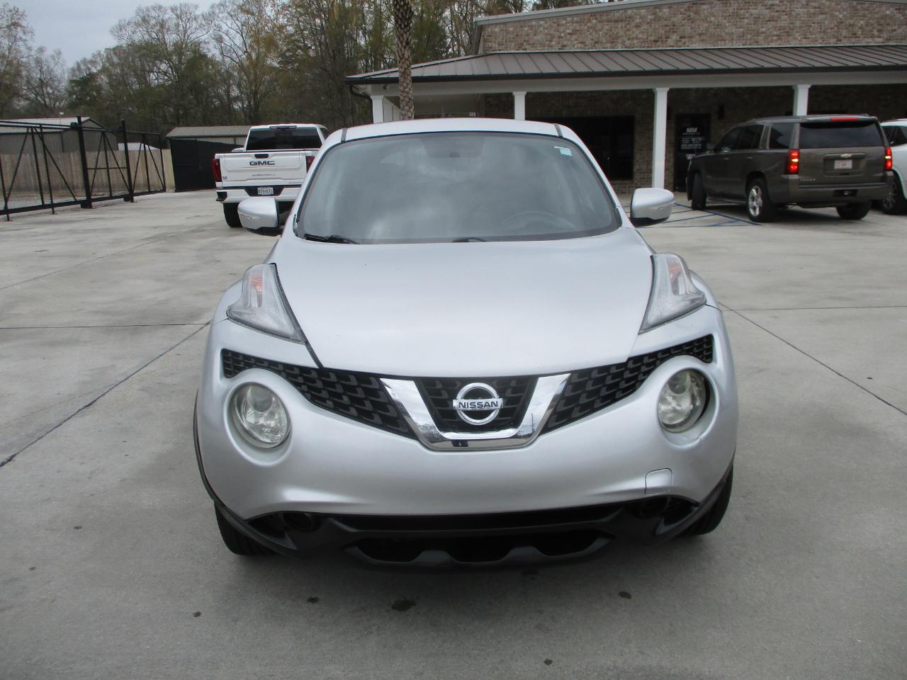 Nissan Juke S FWD 2016