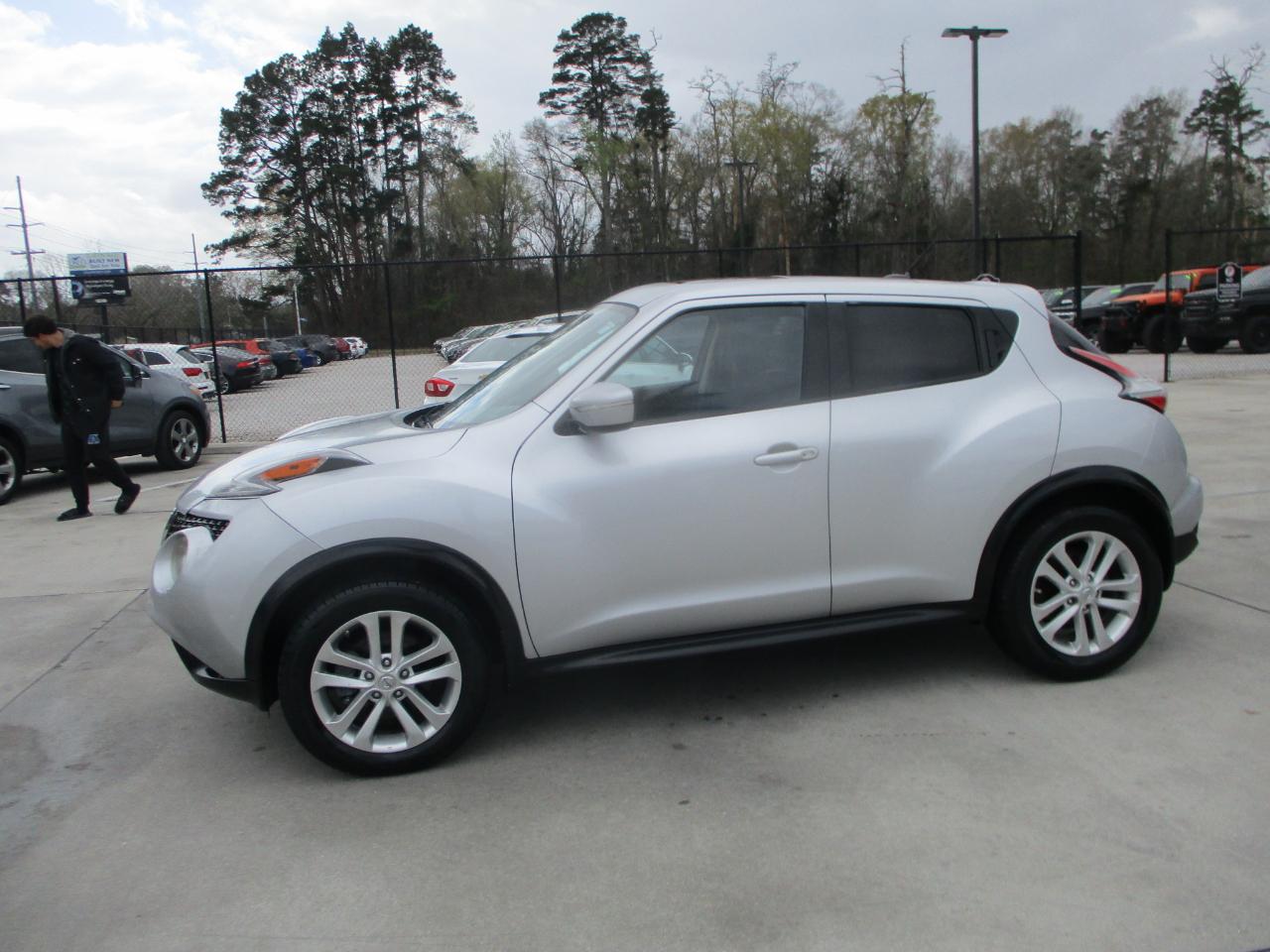 Nissan Juke S FWD 2016