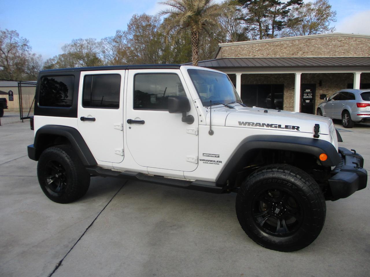 Jeep Wrangler Unlimited Sport 4WD 2013
