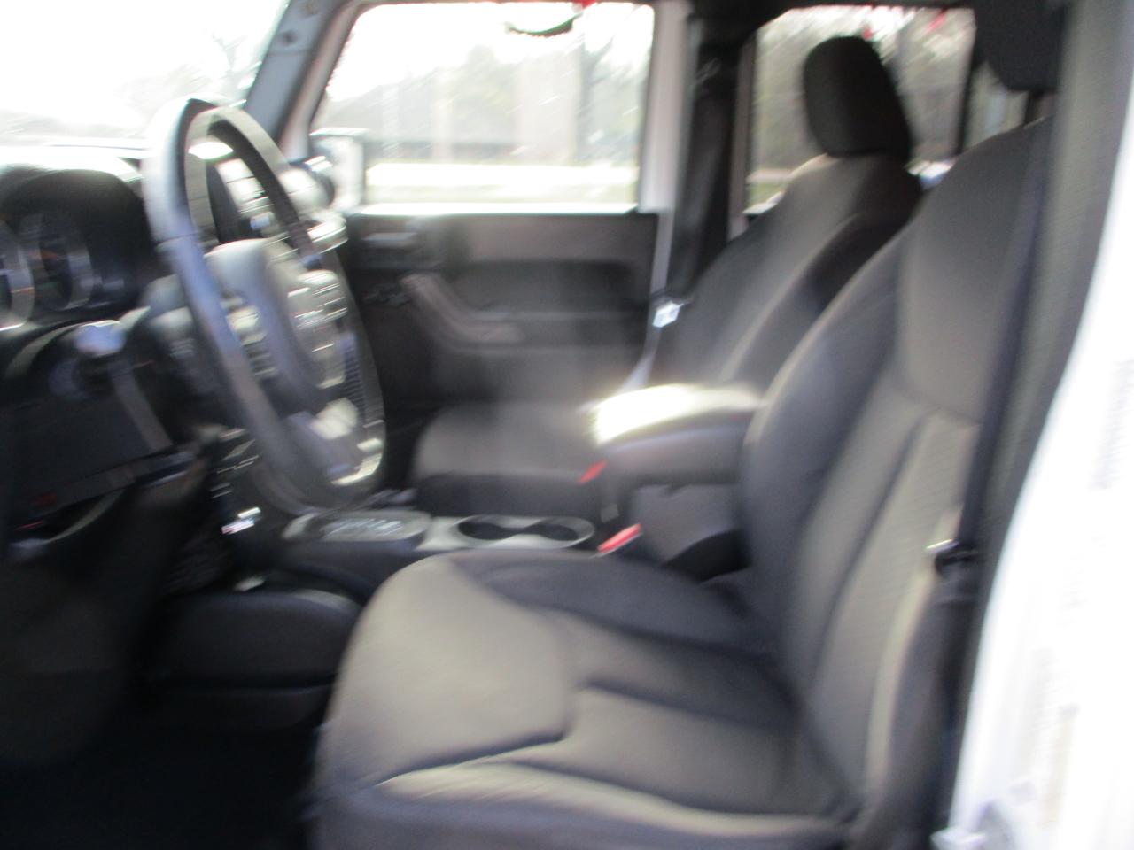 Jeep Wrangler Unlimited Sport 4WD 2013