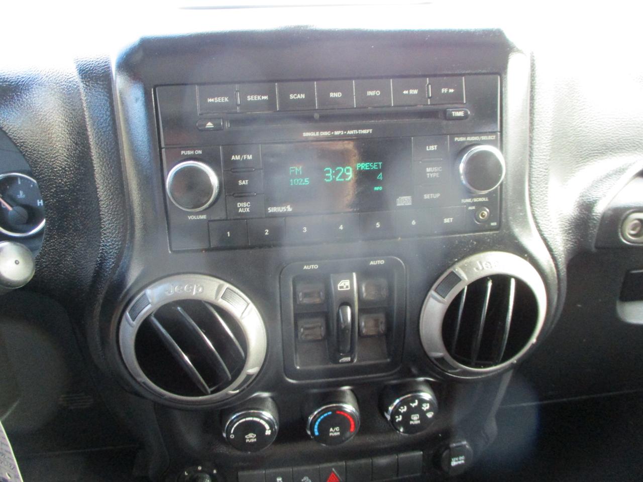 Jeep Wrangler Unlimited Sport 4WD 2013