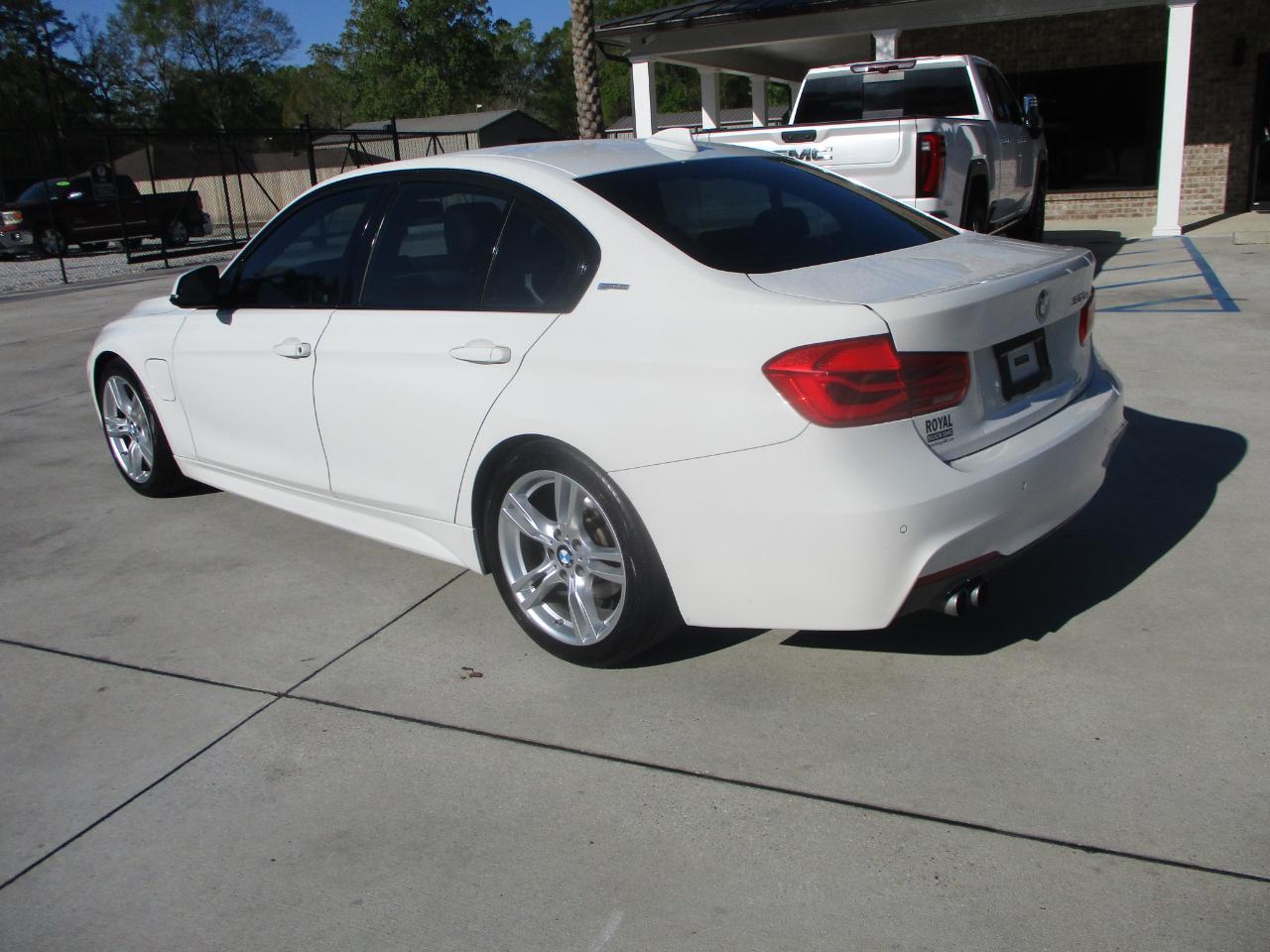 BMW 3-Series 330e iPerformance Sedan 2017