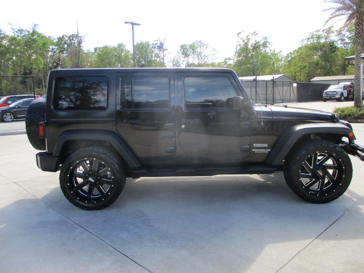 Jeep Wrangler Unlimited Sport 4WD 2015