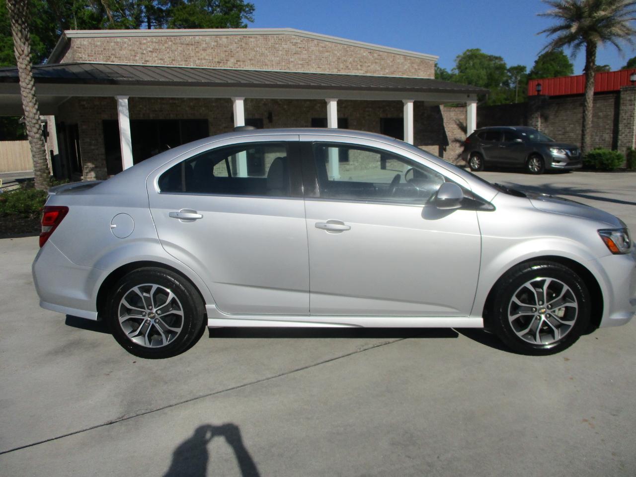 Chevrolet Sonic LT Auto Sedan 2017