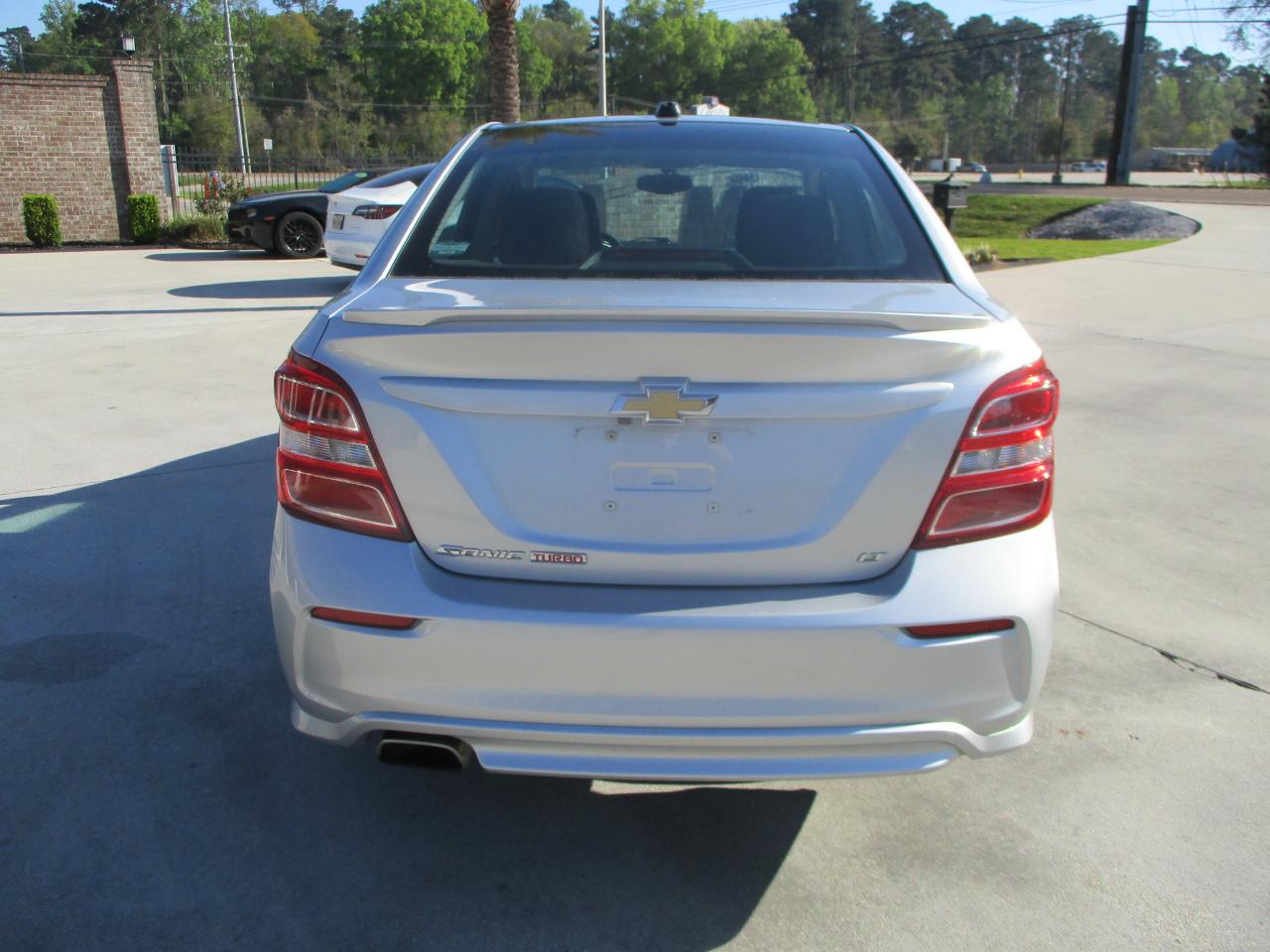 Chevrolet Sonic LT Auto Sedan 2017