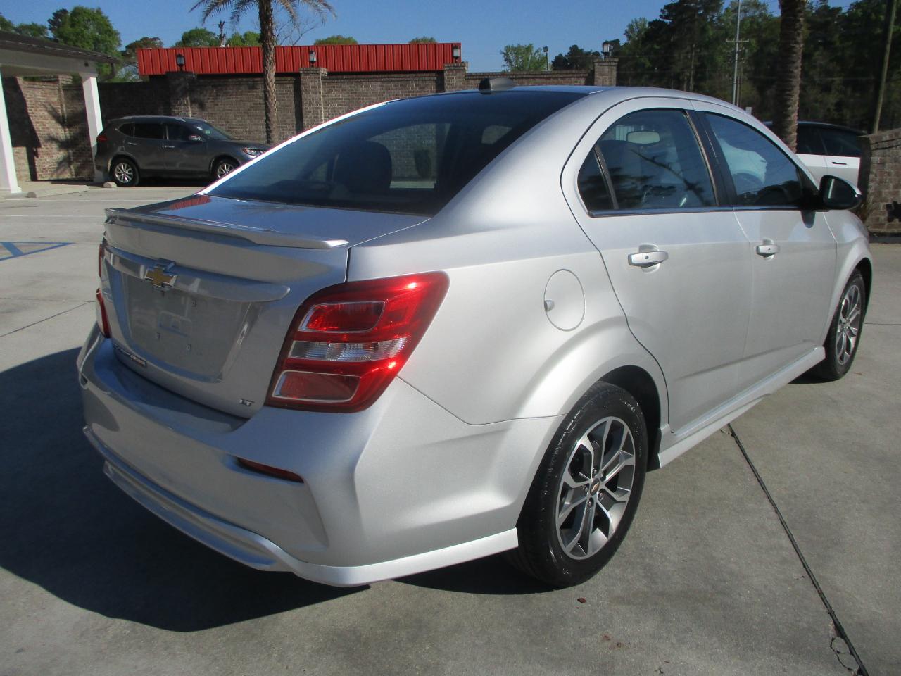 Chevrolet Sonic LT Auto Sedan 2017