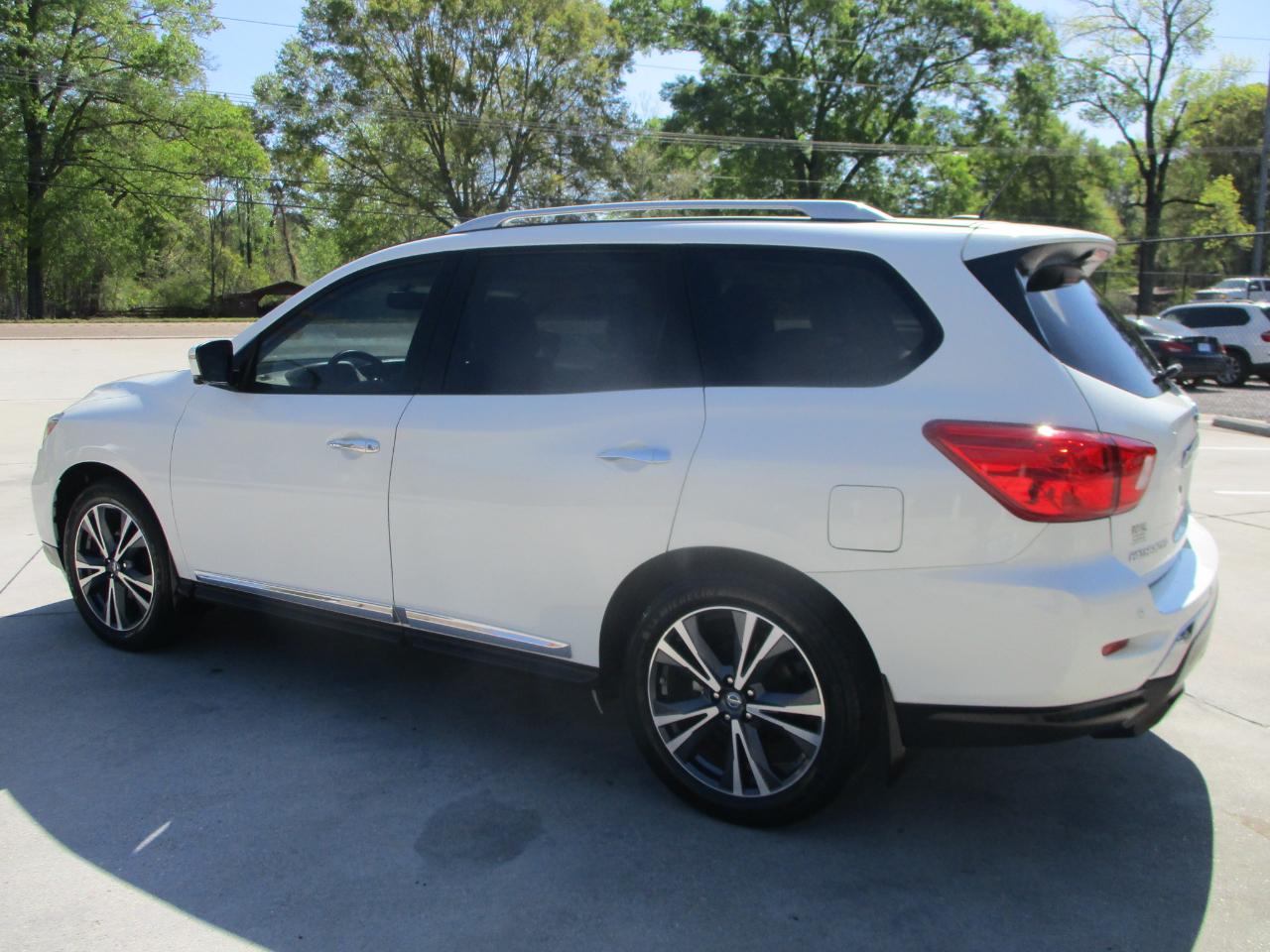 Nissan Pathfinder S 2WD 2018