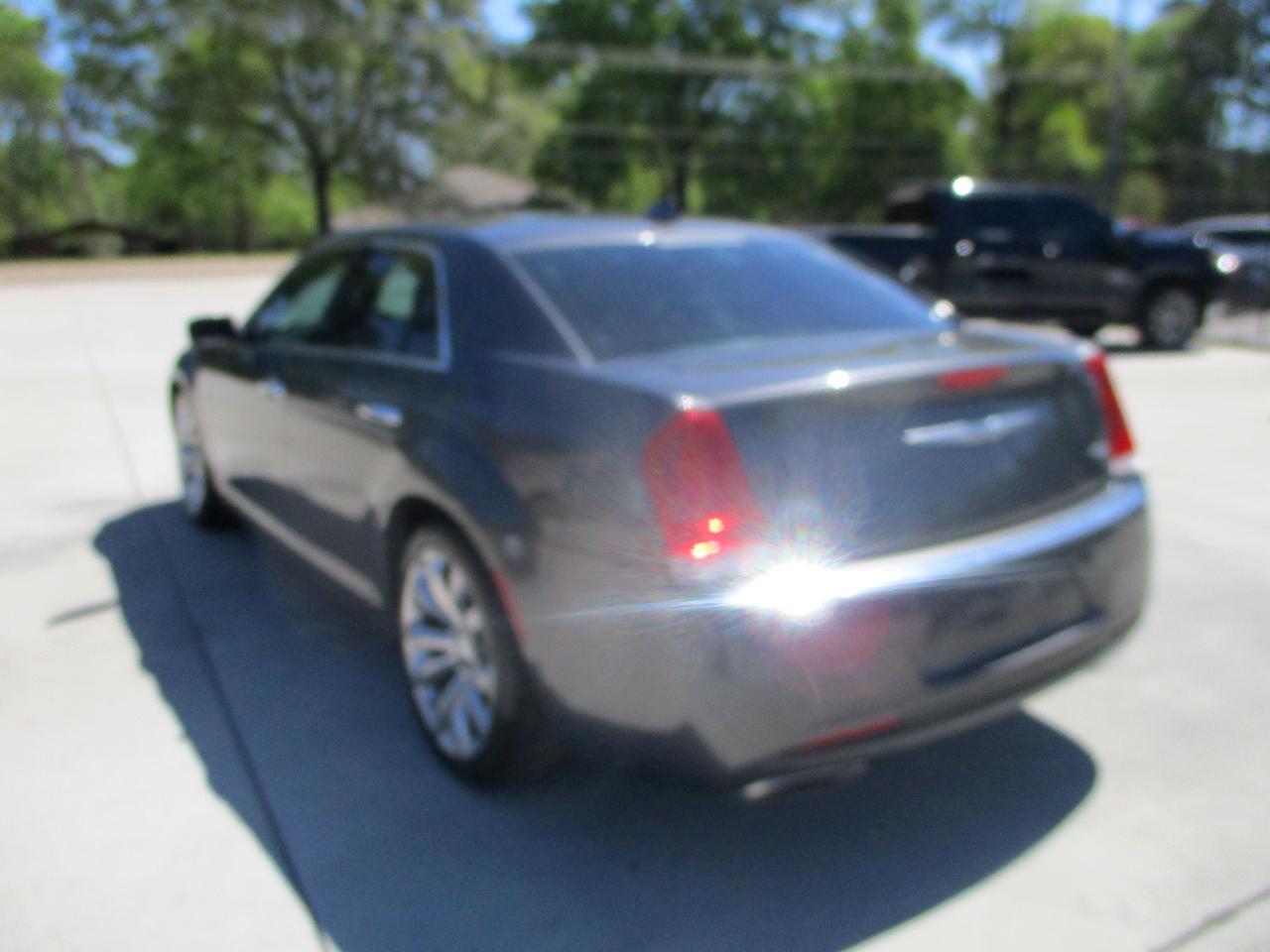 Chrysler 300 Limited RWD 2018