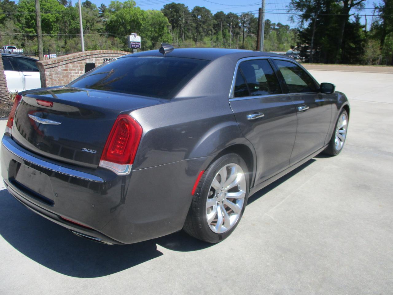 Chrysler 300 Limited RWD 2018