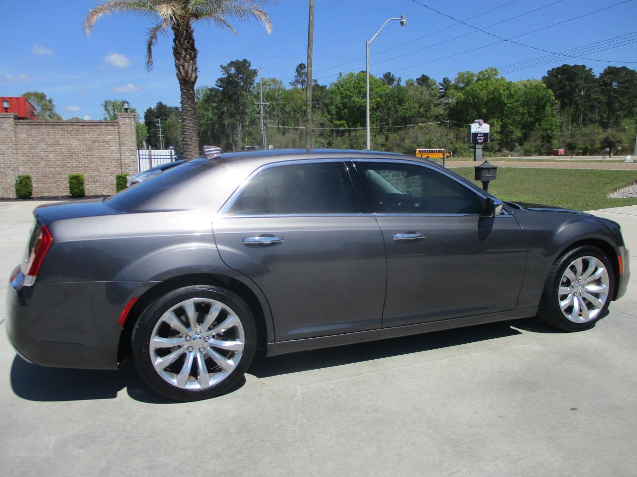 Chrysler 300 Limited RWD 2018