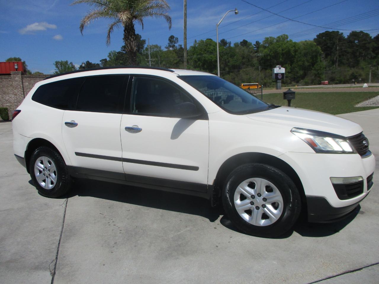 Chevrolet Traverse LS FWD w/PDC 2014