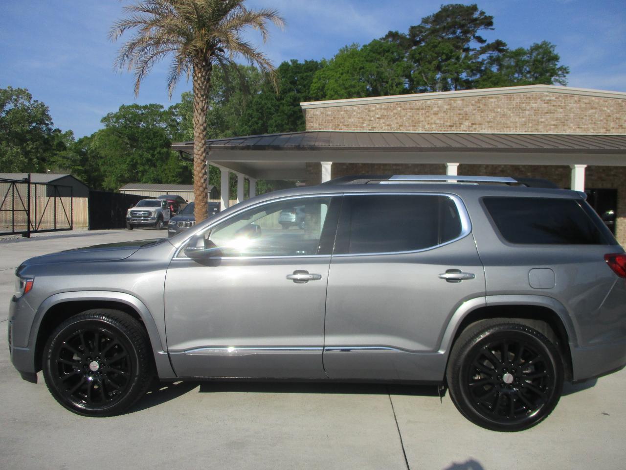 GMC Acadia Denali 2020