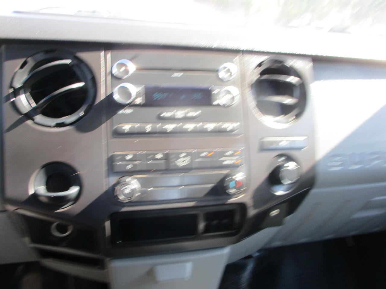 Ford F-250 SD XL Crew Cab Long Bed 2WD 2014