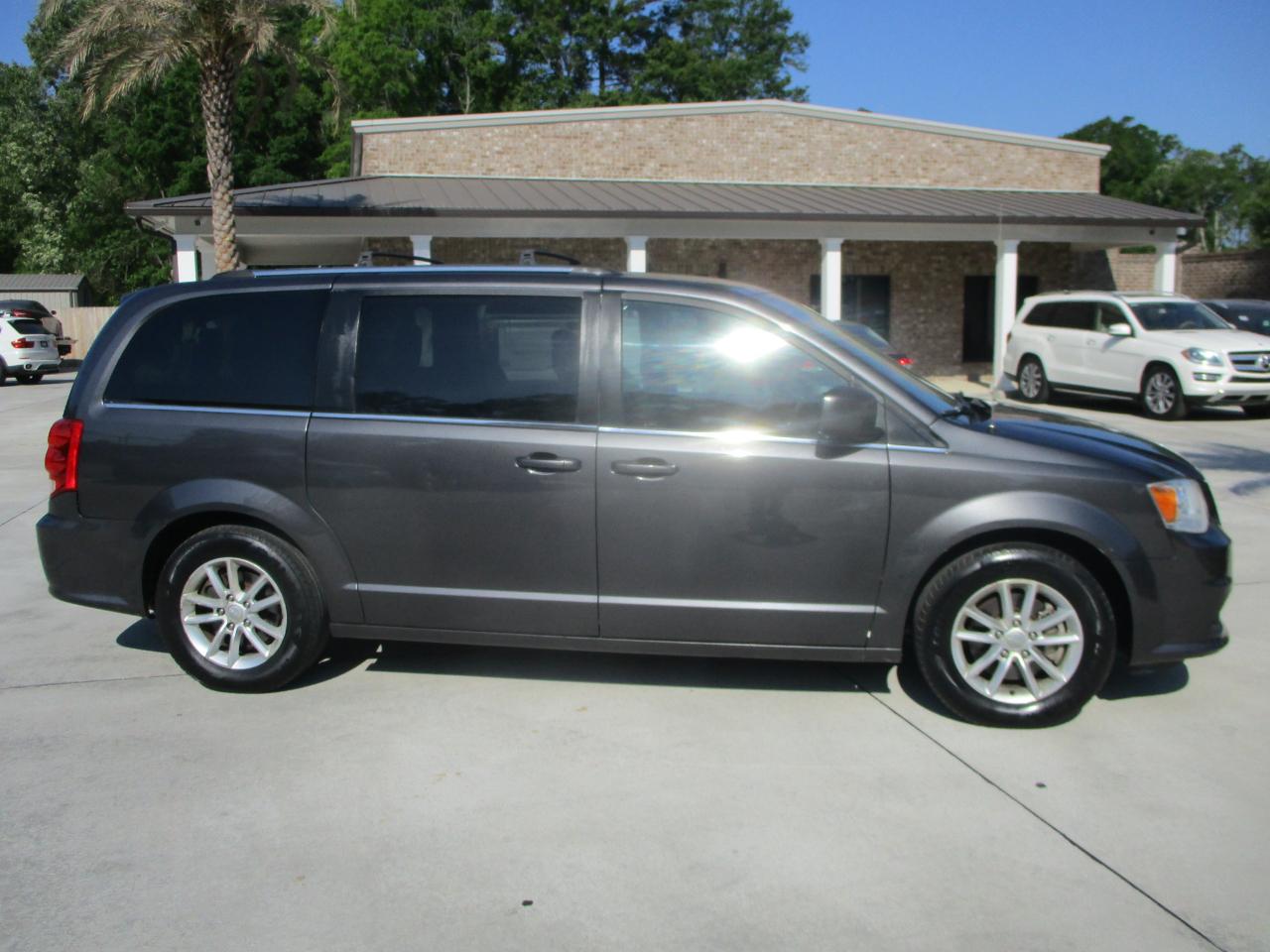 Dodge Grand Caravan SXT 2020