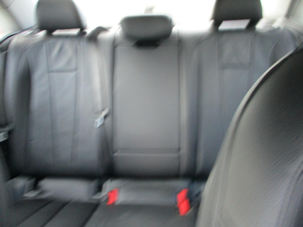 Audi A4 2.0T Premium quattro Sedan 2017