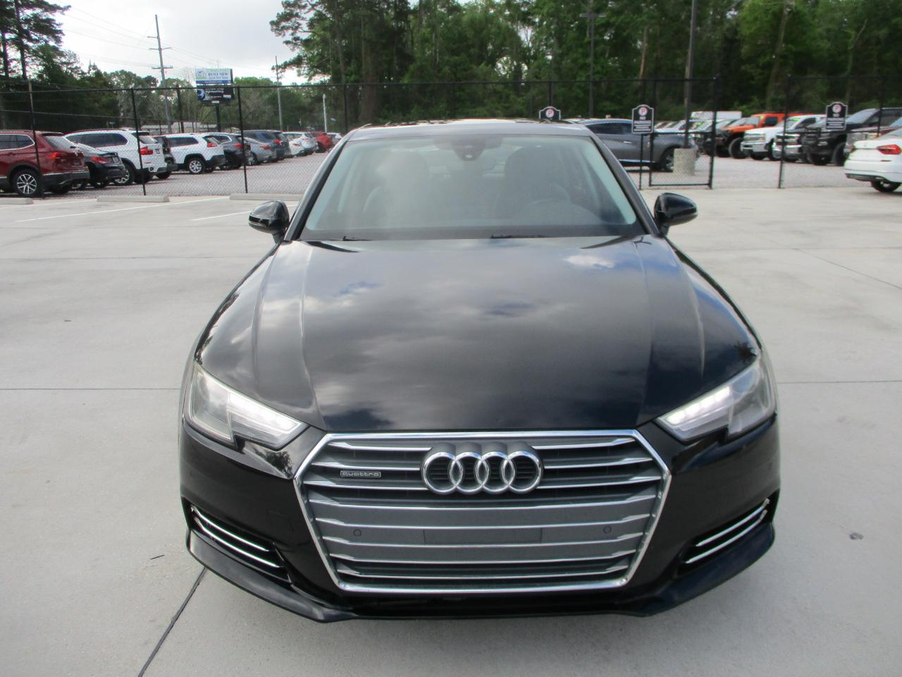 Audi A4 2.0T Premium quattro Sedan 2017