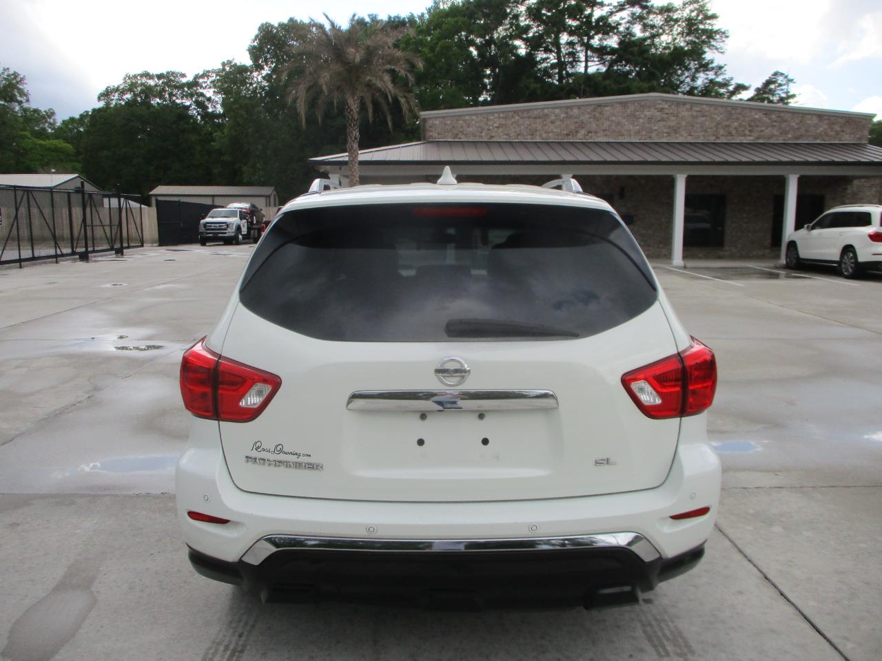 Nissan Pathfinder S 2WD 2019