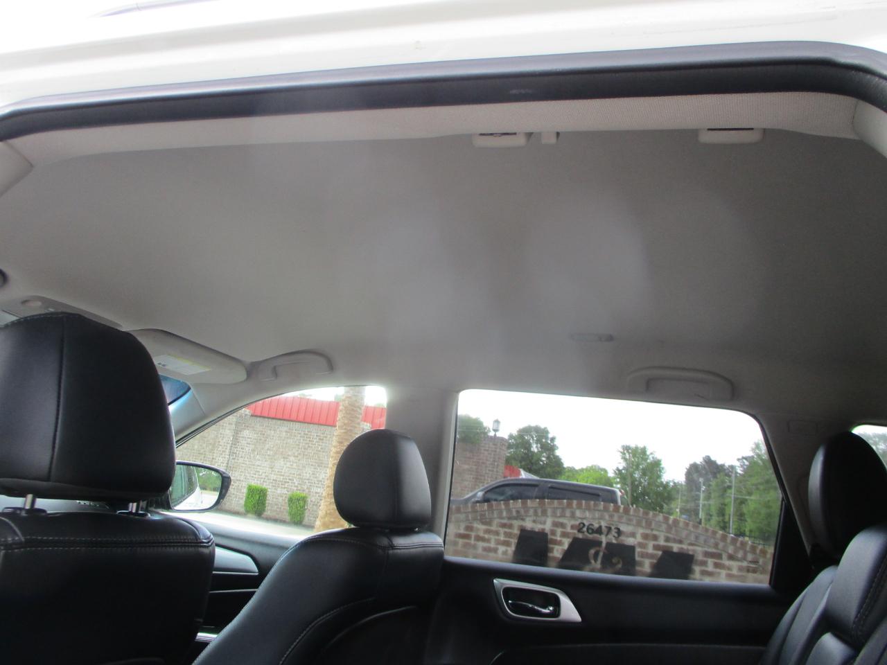 Nissan Pathfinder S 2WD 2019