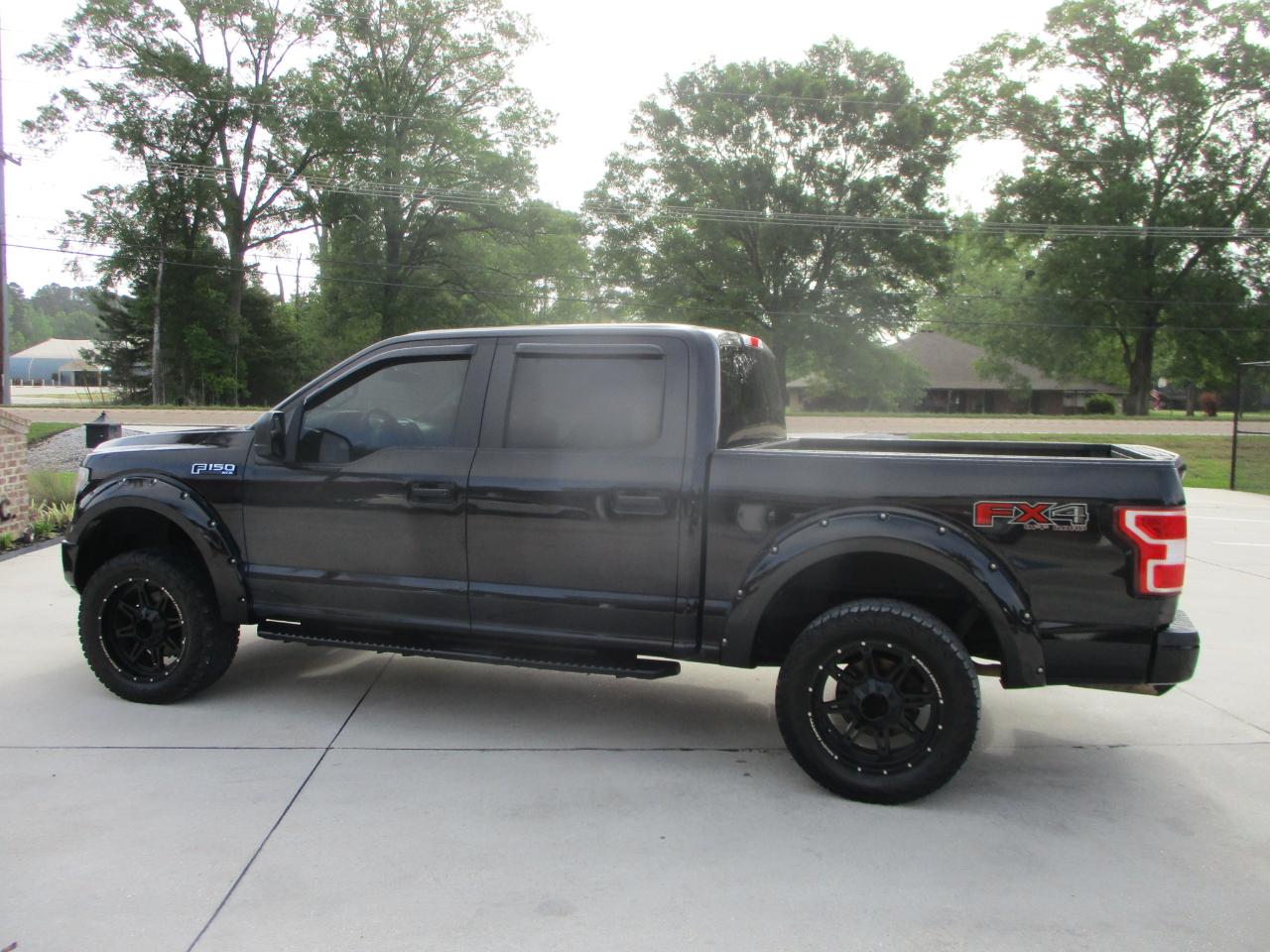 Ford F-150 XL SuperCrew 5.5-ft. Bed 4WD 2019