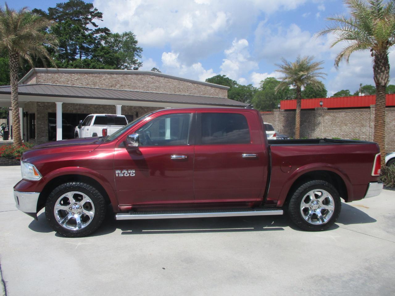 RAM 1500 Laramie Crew Cab SWB 2WD 2016