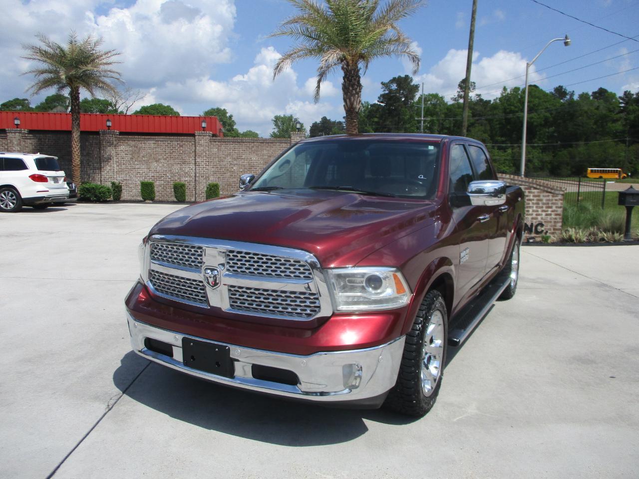 RAM 1500 Laramie Crew Cab SWB 2WD 2016